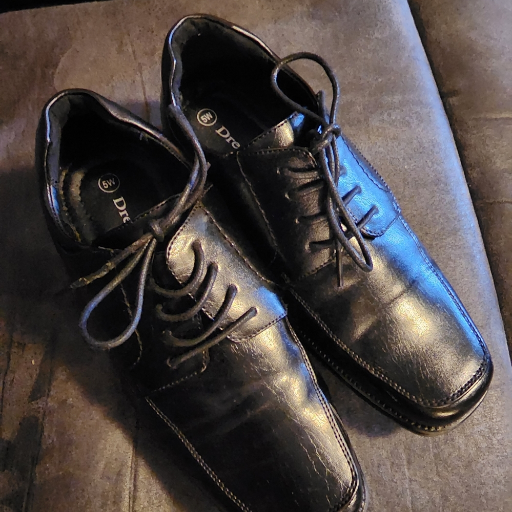 Drexlite Boy's Dress shoe